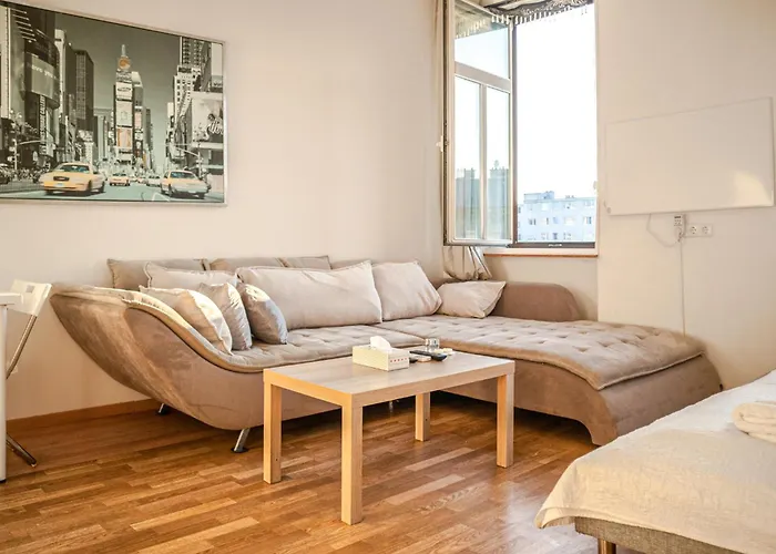 Private In A Comfortable 2br Near Millennium Tower Διαμέρισμα *