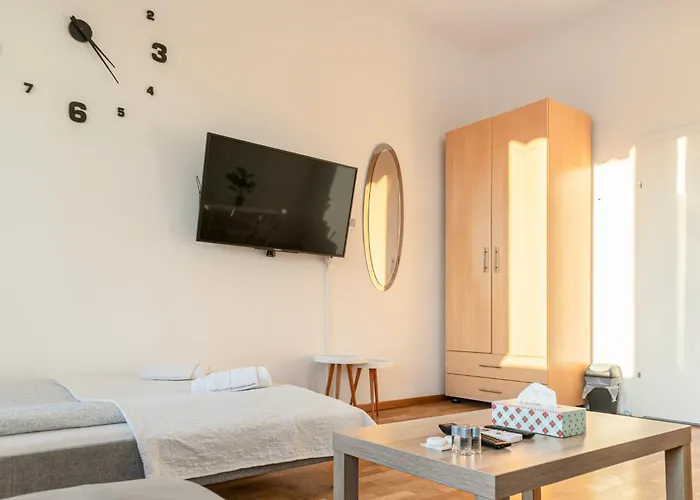 Private In A Comfortable 2br Near Millennium Tower