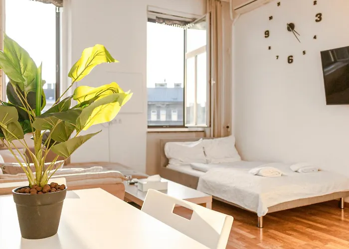 Private In A Comfortable 2br Near Millennium Tower *